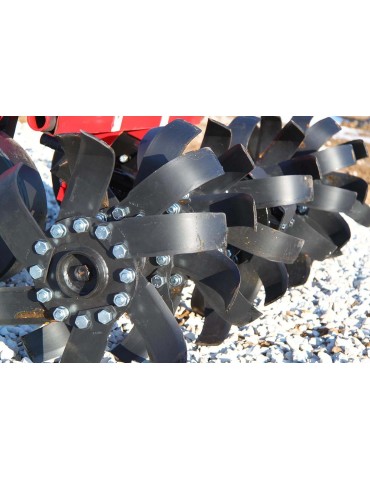 Wirax 1,4 m talajmaró – kompakt talajmegmunkáló gép 2