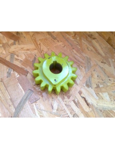 Claas bálázó Z16 fogaskerék